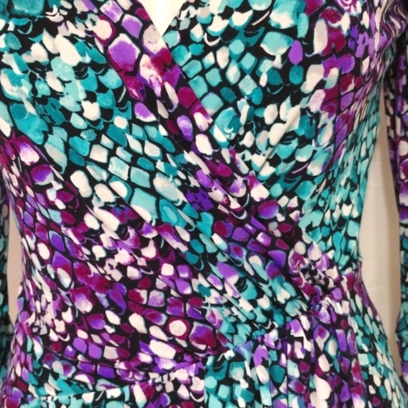 Shelli Segal Faux Wrap Cocktail Dress Size 2 Purple Teal Ruched V-Neck Elegant - Picture 6 of 15